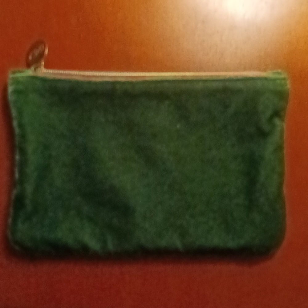 MAKE UP BAG